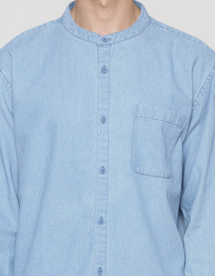 Suko Denim Woven Solid Kemeja Pria