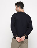 Details Manset Stripe Sweater Pria