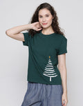 Connexion Xmas Tree Print Kaos Wanita