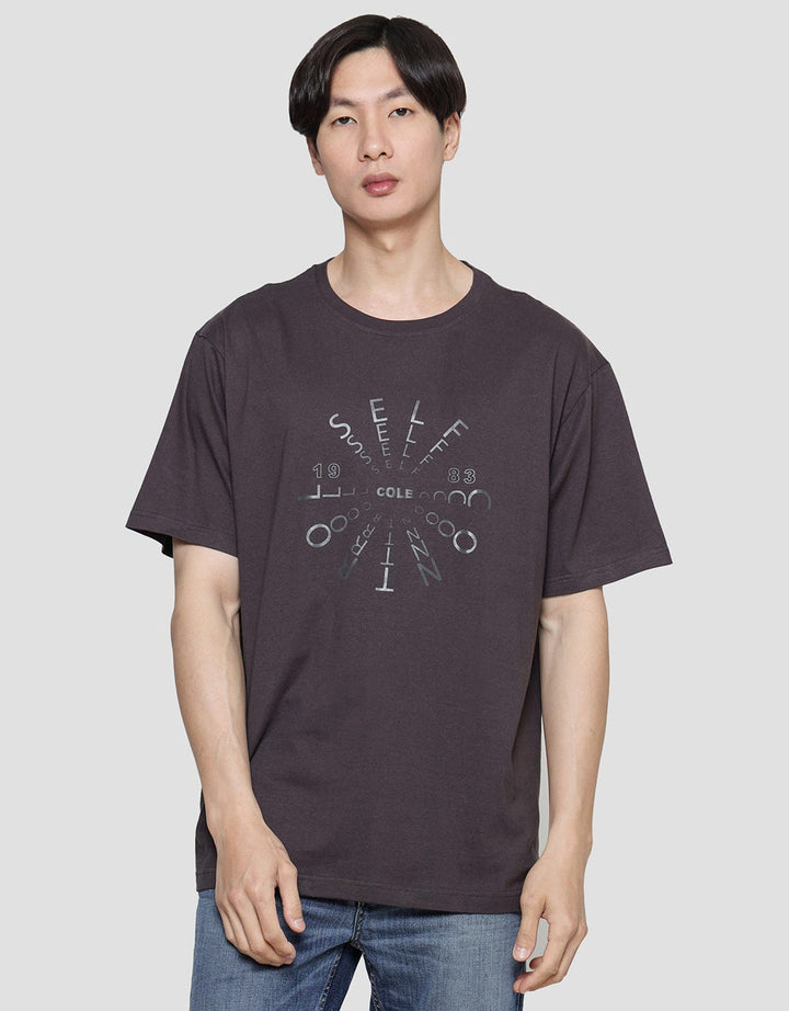 Cole Big Self Control Round Kaos Pria