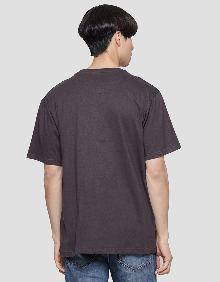 Cole Big Self Control Round Kaos Pria