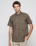 Cole Kemeja Lengan Pendek Solid Double Pocket Pria