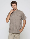 Cole Kemeja Lengan Pendek Solid Double Pocket Pria
