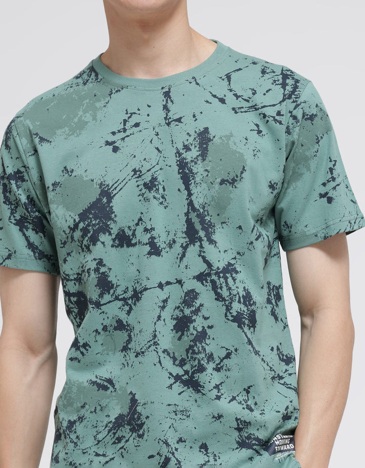 T Zone Moving Forward Pattern Men's T-Shirt