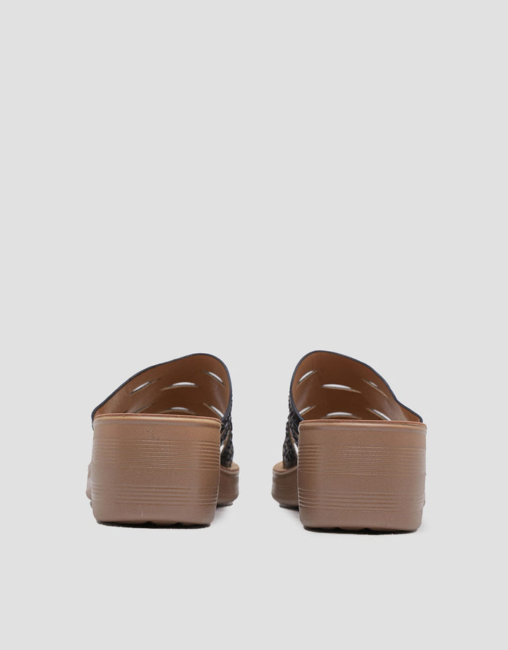 St. Yves Wq53 Slipper Sandal Wanita