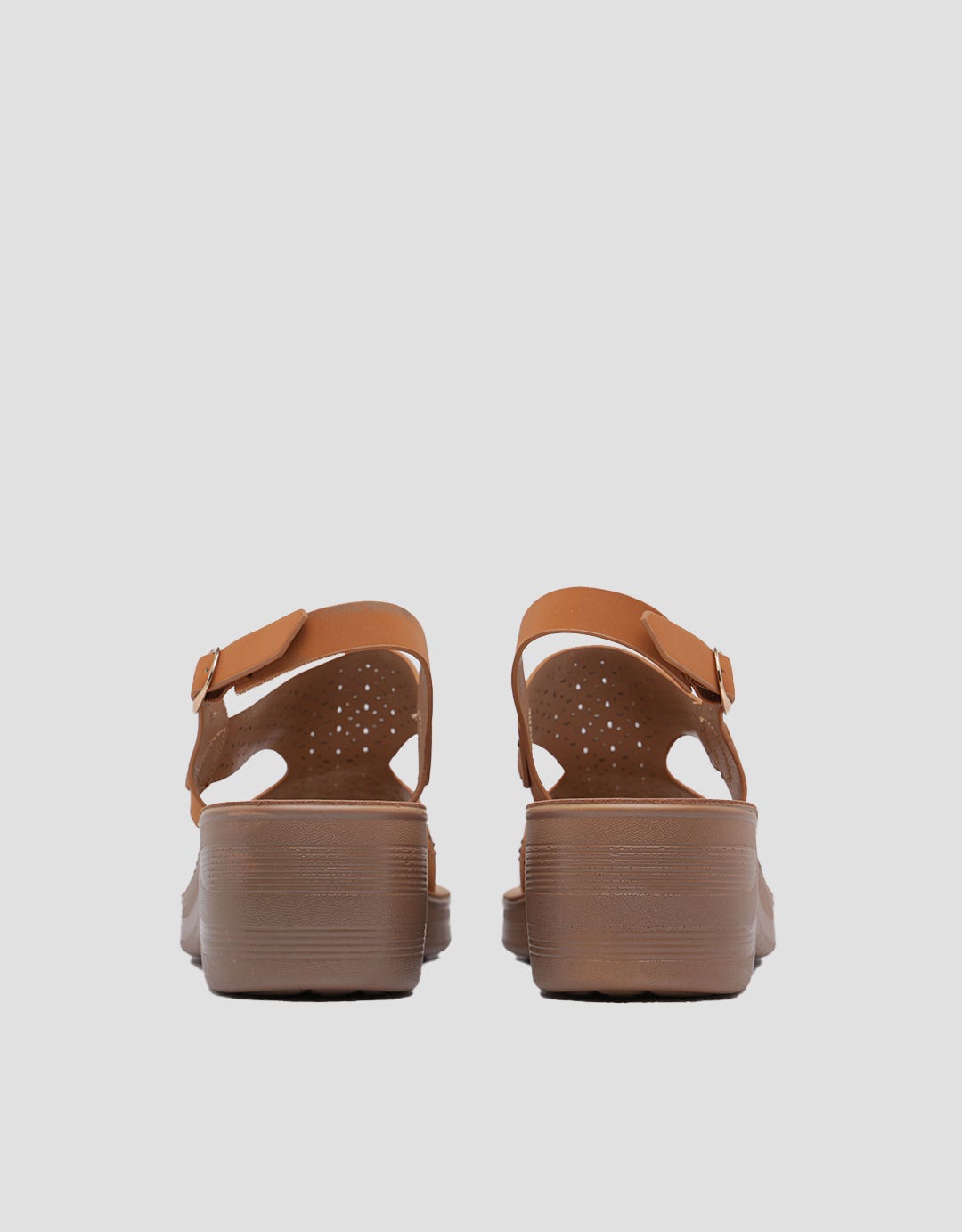 St. Yves Wq56 Slingback Sandal Wanita