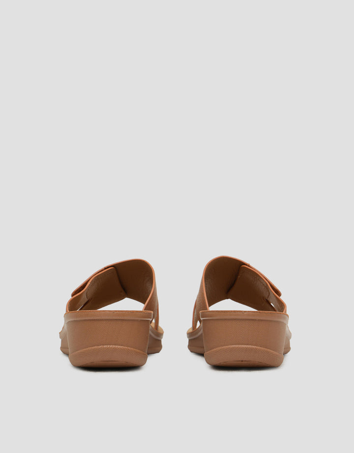 St. Yves Simply Sandal Slipper Sandals Wanita
