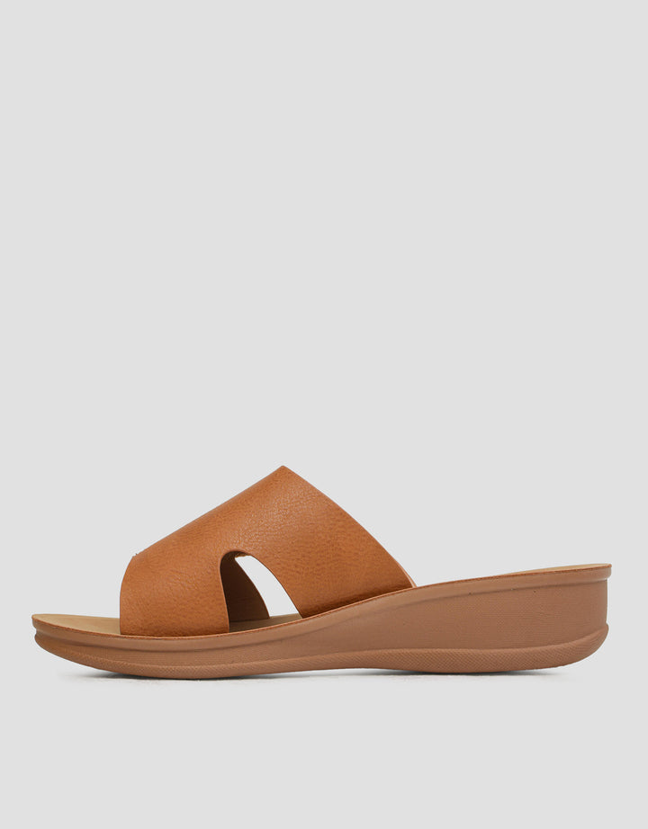 St. Yves Simply Sandal Slipper Sandals Wanita
