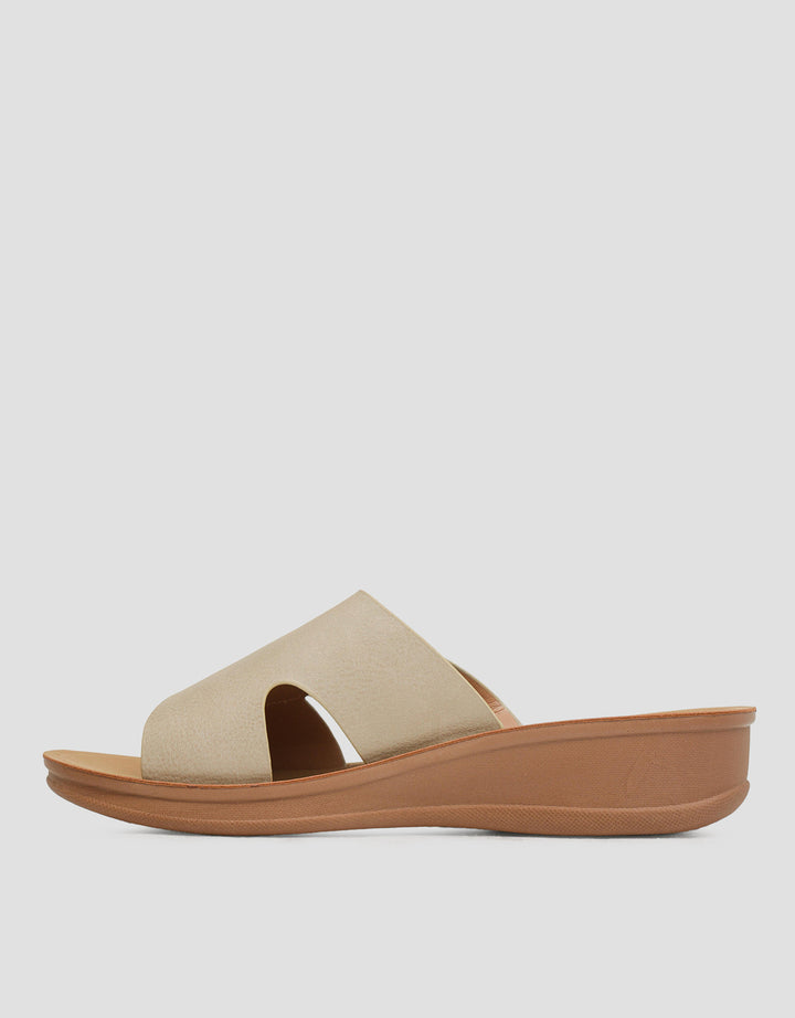 St. Yves Simply Sandal Slipper Sandals Wanita