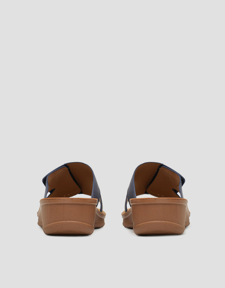 St. Yves Simply Sandal Slipper Sandals Wanita