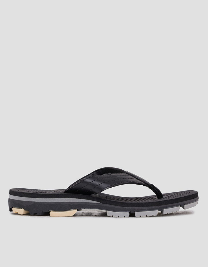 Cole OTR A7 Sandal Flip Flop Pria