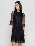Connexion Ruffle Lace Maxi Dress Wanita
