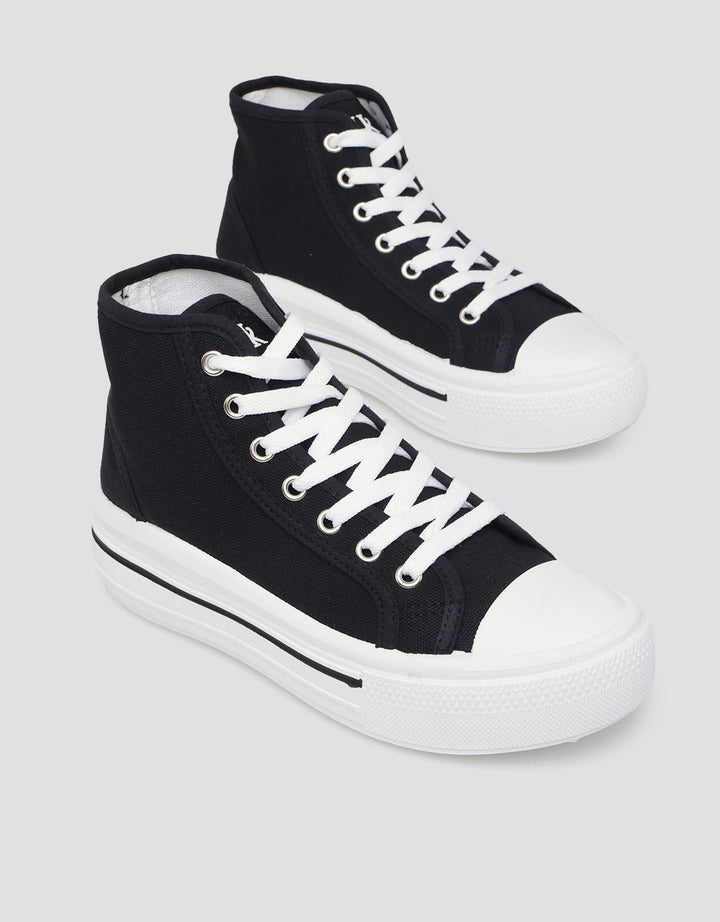 Yongki Komaladi Ladies Sepatu Casual Jsl