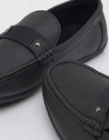Yongki Komaladi Sepatu Mucasin Men Formal Look