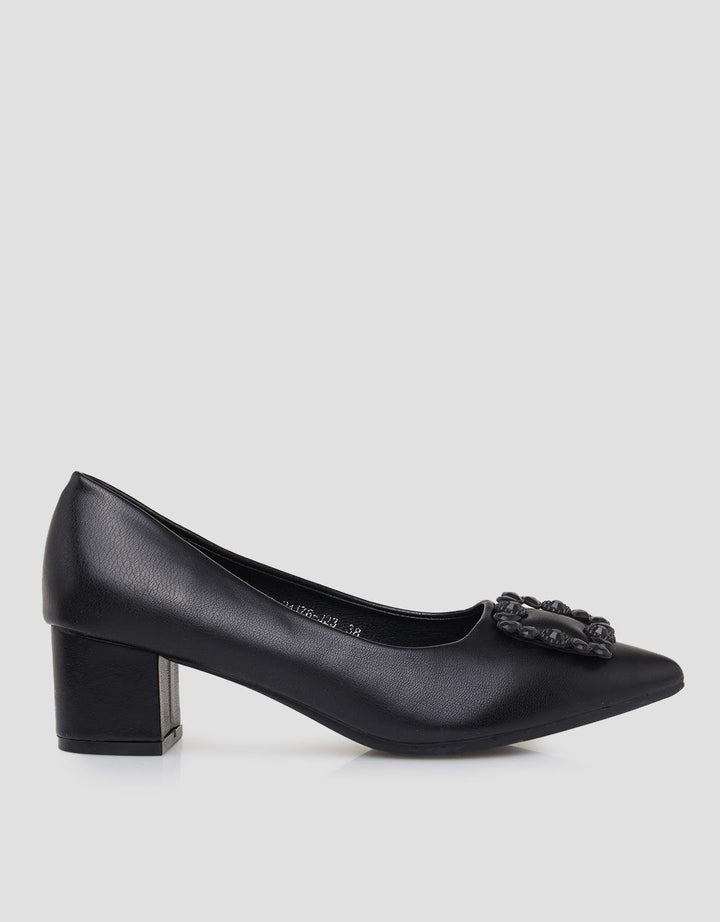 Yongki Komaladi Sepatu Pantofel Wanita