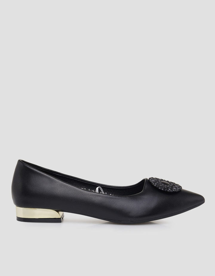 Yongki Komaladi Vantovel Midi Sepatu Wanita