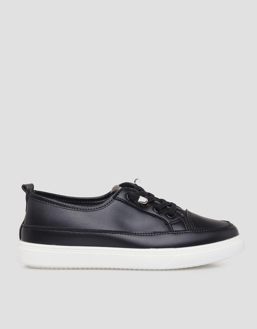 Yongki Komaladi Ladies Sepatu Casual