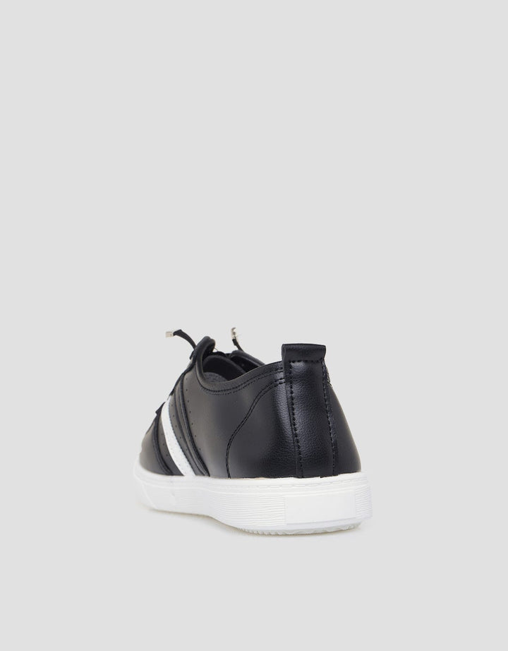 Yongki Komaladi Ladies Sepatu Casual White List