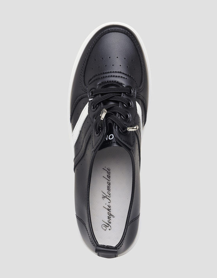Yongki Komaladi Ladies Sepatu Casual White List