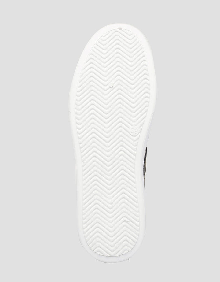 Yongki Komaladi Ladies Sepatu Casual White List
