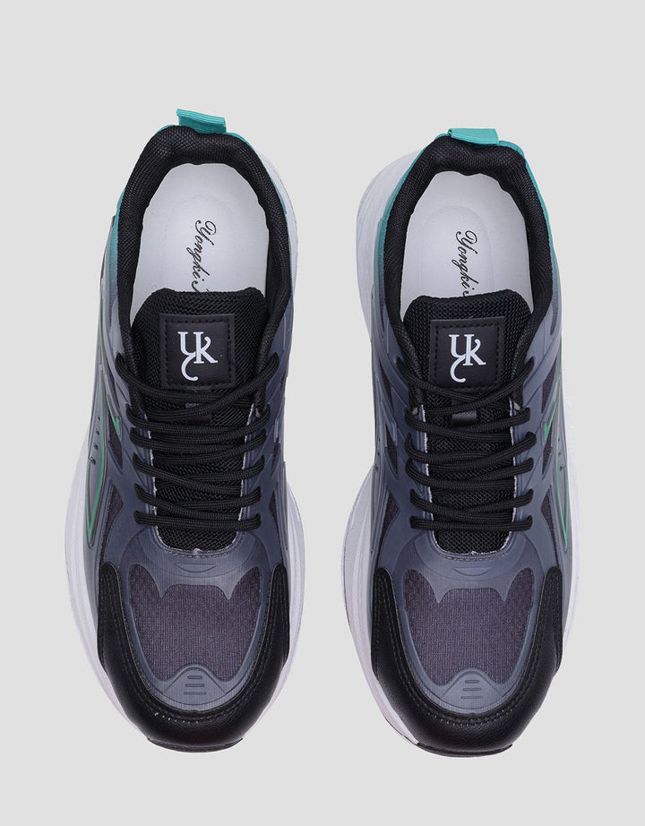 Yongki Komaladi Men's Sporty Shoes