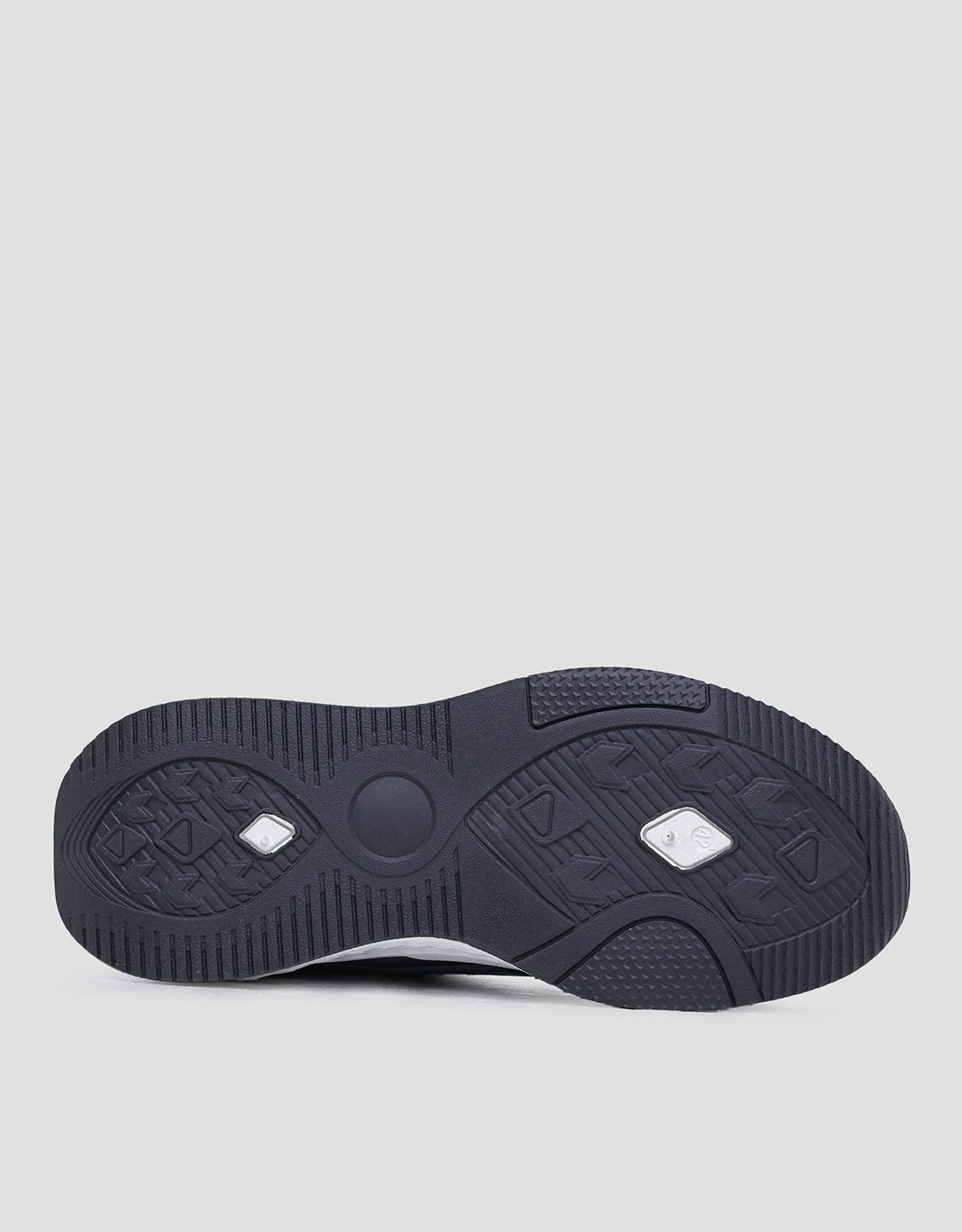 Yongki Komaladi Men's Sporty Shoes