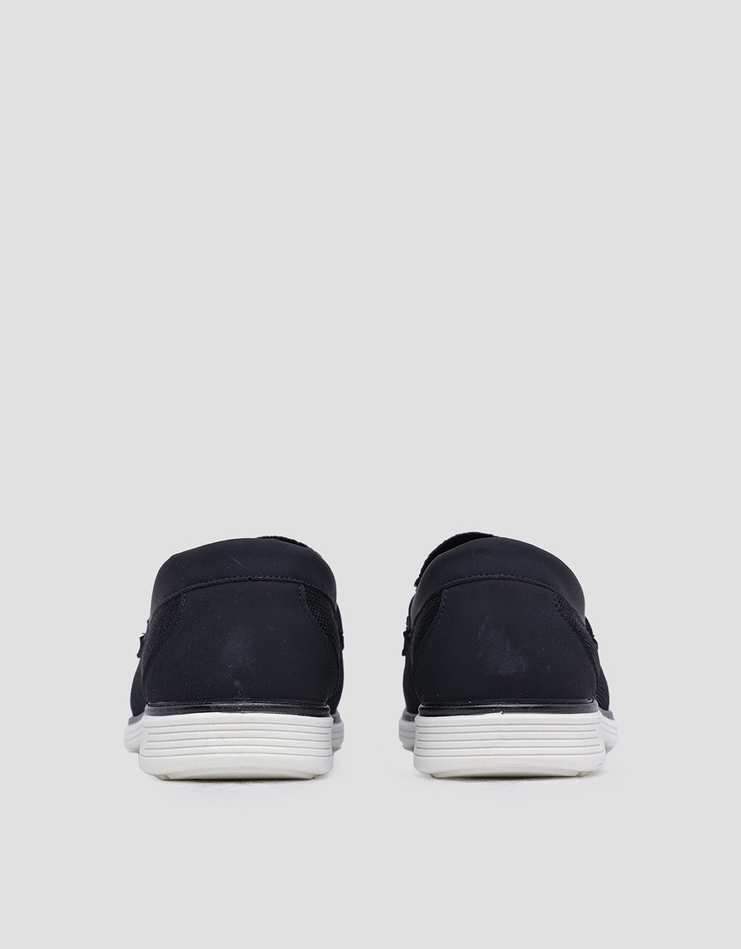 Yongki Komaladi Sepatu Moccasin Pria