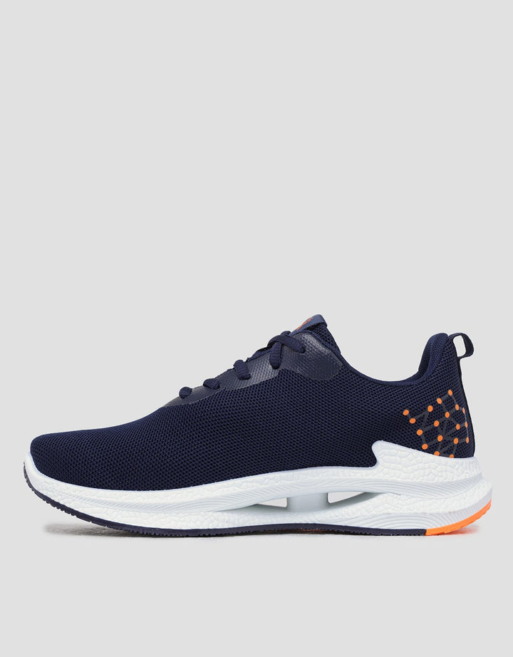 Yongki Komaladi Comfy Sepatu Snakers Pria