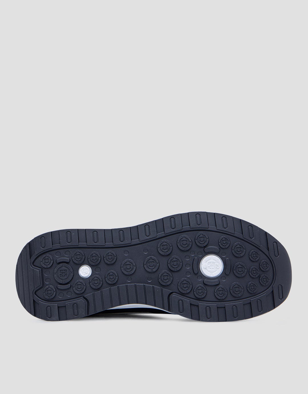 Yongki Komaladi Mens Sepatu Sporty Mmc233-23