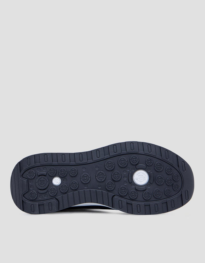 Yongki Komaladi Mens Sepatu Sporty Mmc233-23