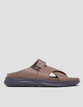Yongki Komaladi Casual Sandal Pria
