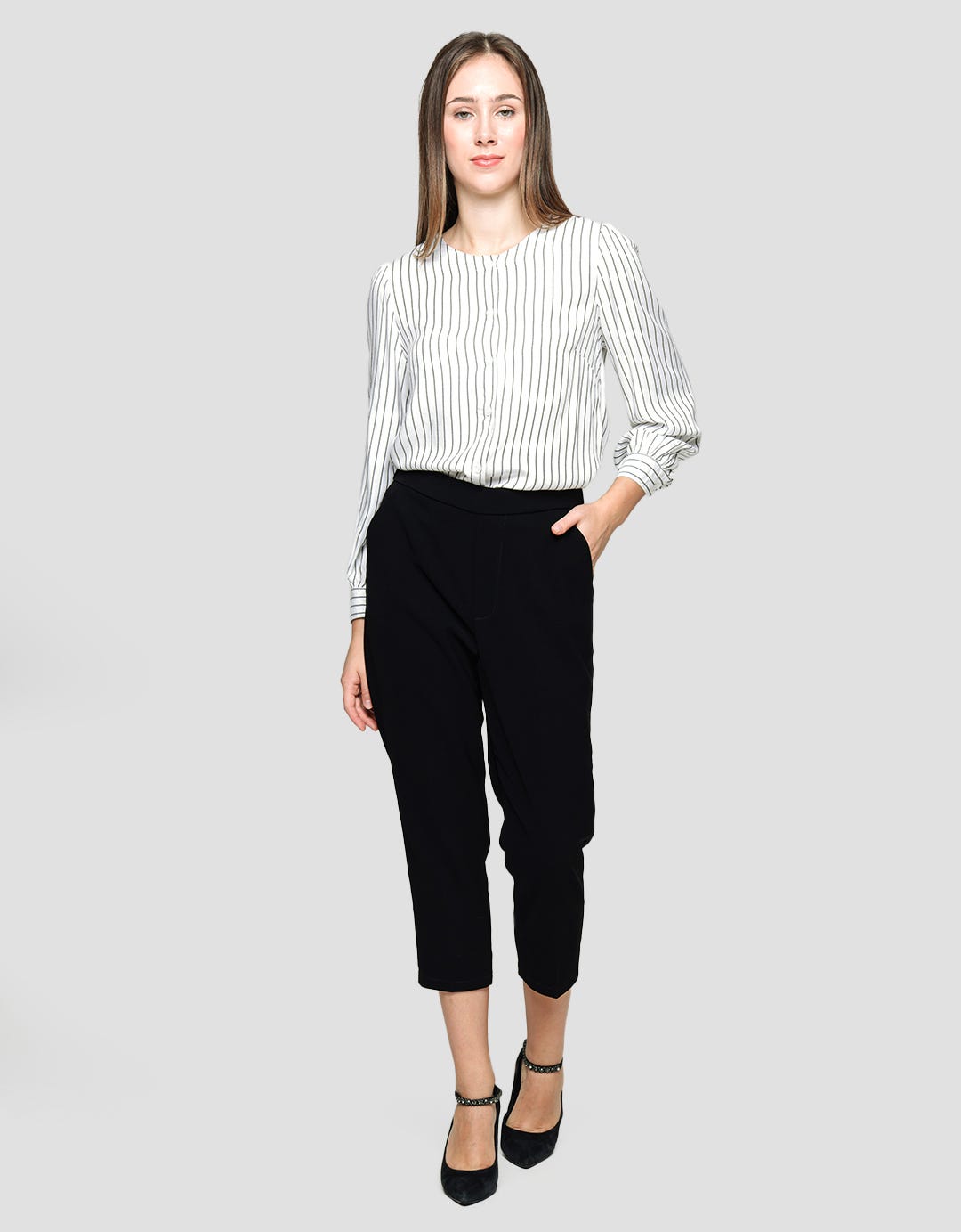 St. Yves Capri Pants Slim Fit