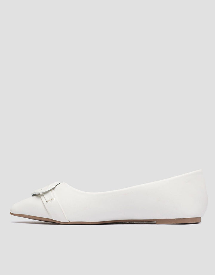 Triset Buckle Point Women's Flat Shoes