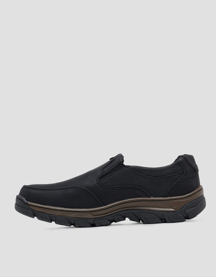 Watchout! Slip On Moccasin Sepatu Pria