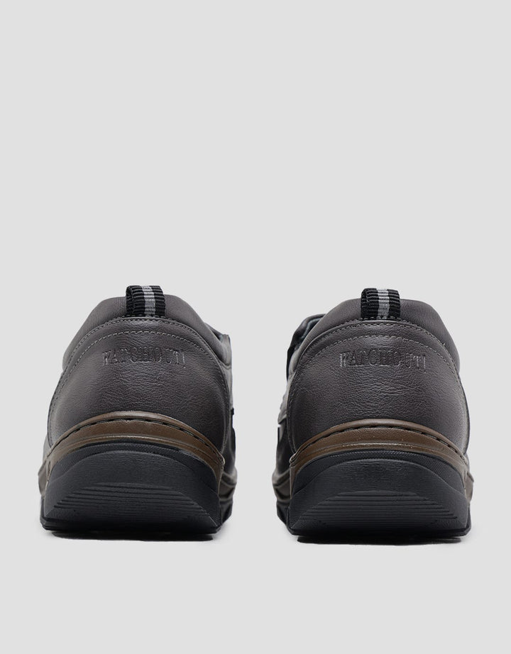 Watchout! Style Look Slip On Moccasin 02 Sepatu Pria