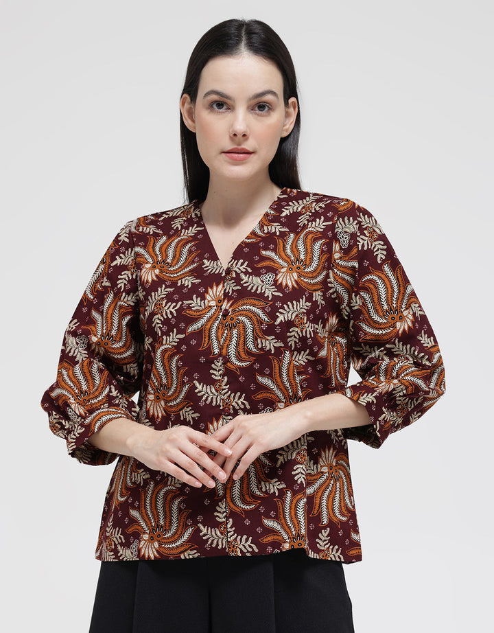 Connexion 3/4 Blouse With Balloon Buttons