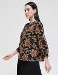 Connexion 3/4 Blouse With Balloon Buttons