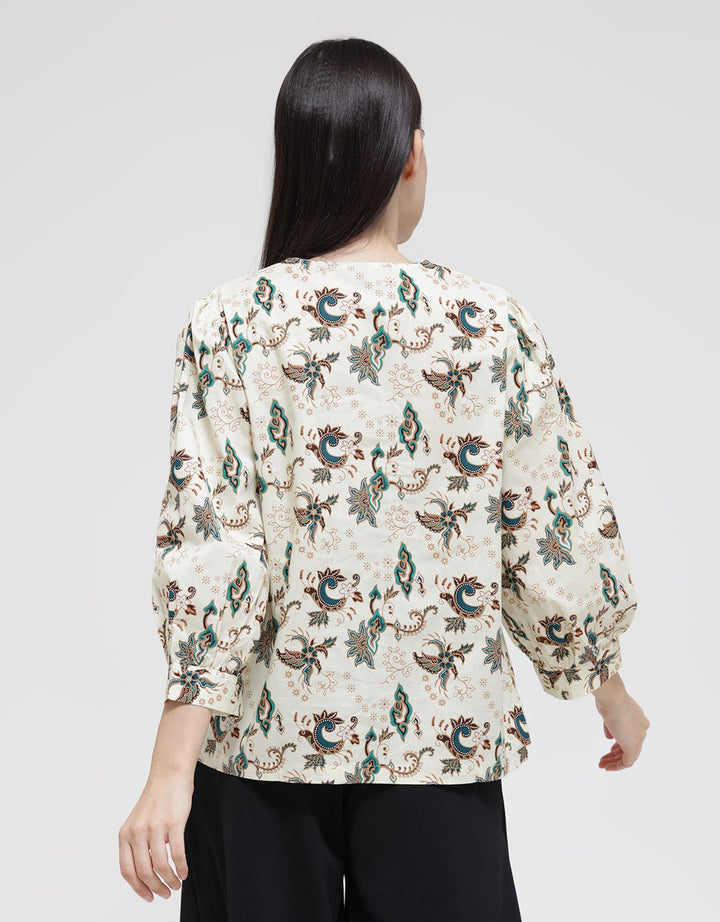 Connexion 3/4 Blouse V-neck With Button Ballon