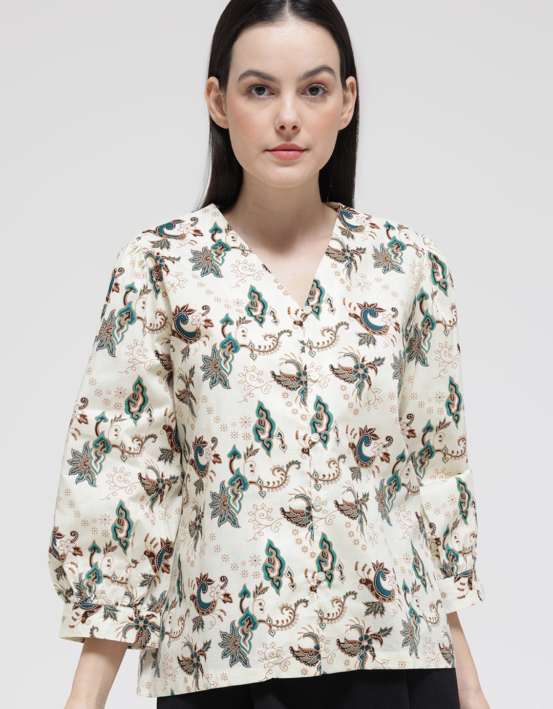 Connexion 3/4 Blouse V-neck With Button Ballon