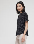 Connexion Short Sleeve Blouse Skipper Neck Abstract
