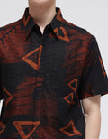 Adikusuma Hem Segitiga Kemeja Batik Pria