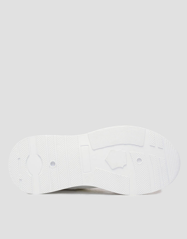 Yongki Komaladi Sneakers Casual Pria