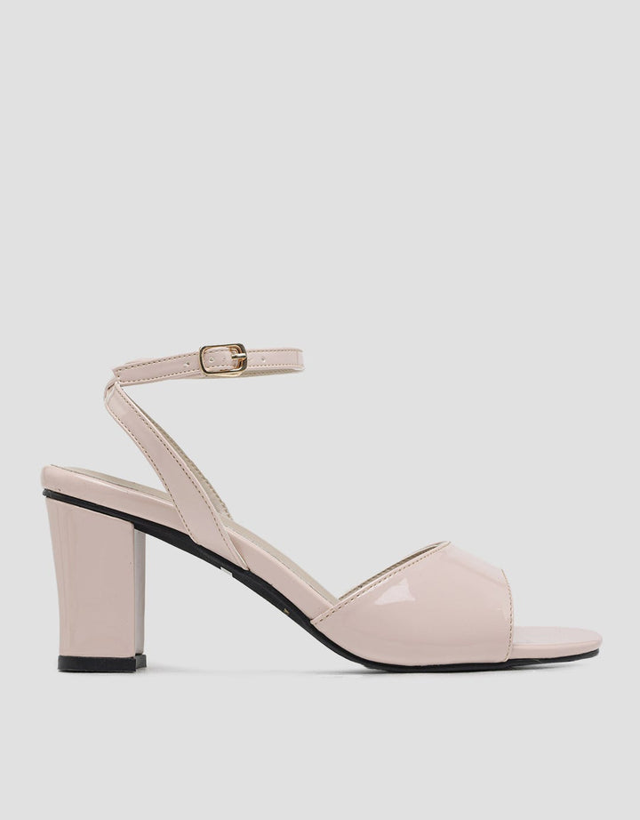 Yongki Komaladi Sandal Weekend Ladies