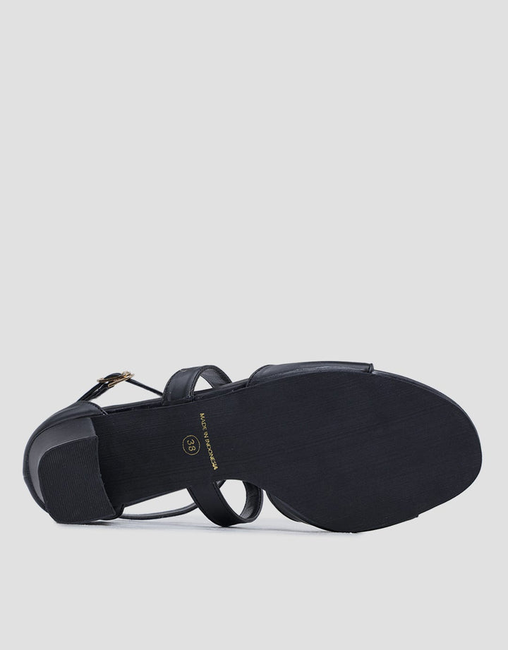Yongki Komaladi Slingback Heels Beauty Women