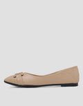 Yongki Komaladi Pointed Buckle Women's Shoes