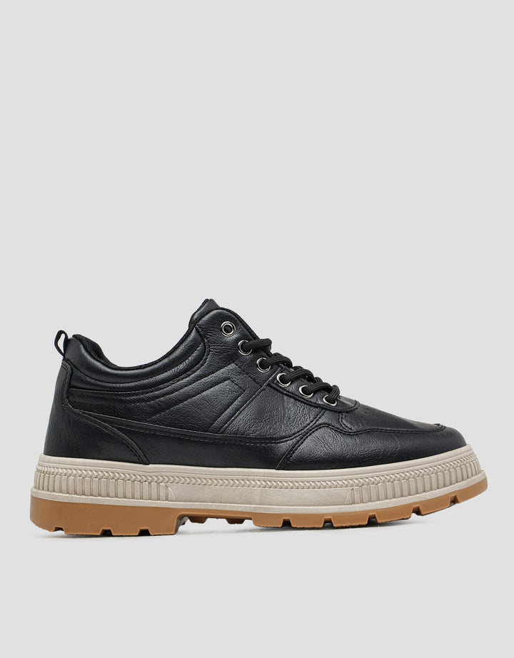 Yongki Komaladi Men's Casual Shoes