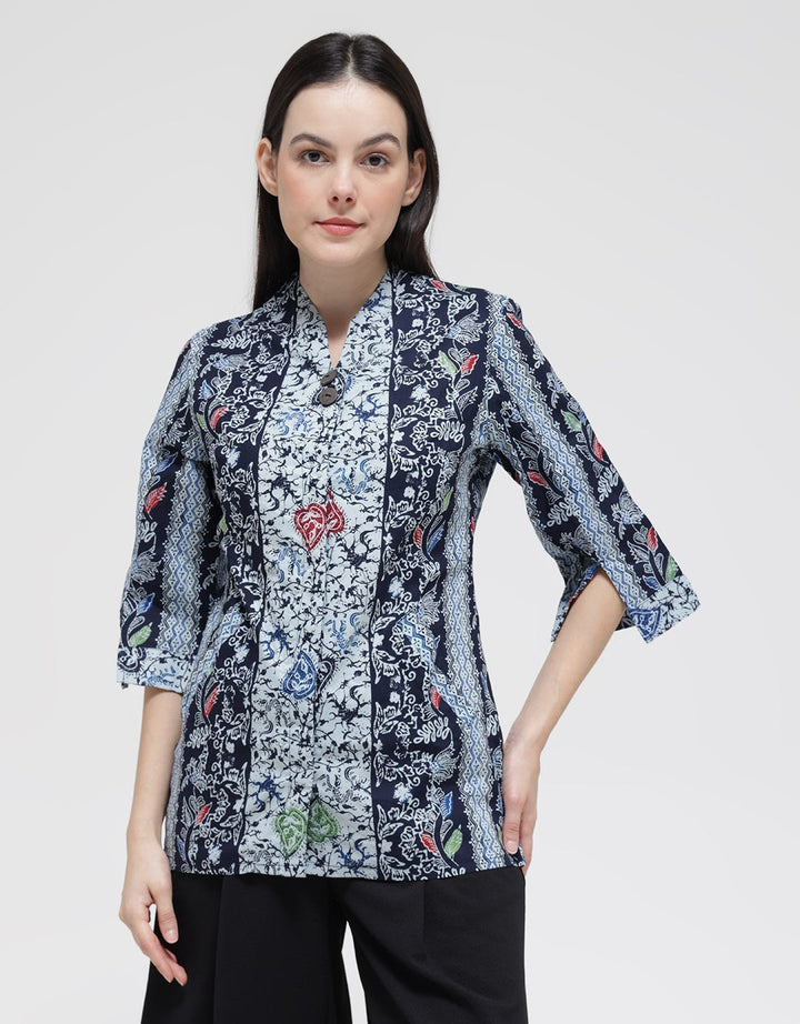 Adikusuma Blouse Wanita Batik Tumpal Hati