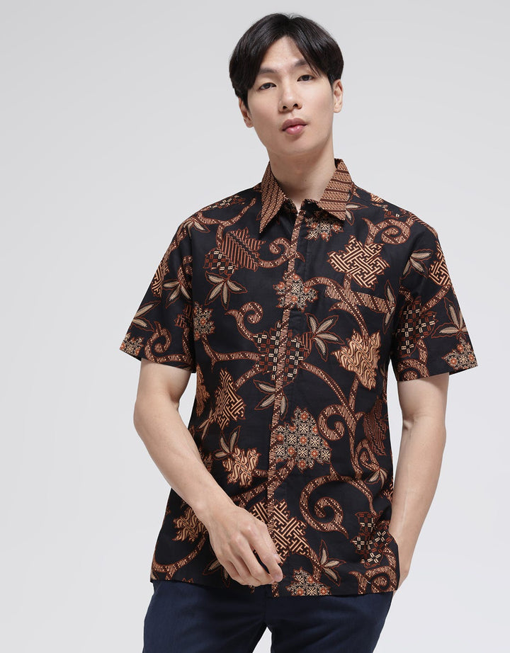 Adikusuma Hem Daun Isi Kemeja Batik Pria