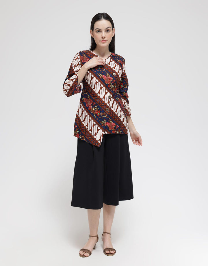 Adikusuma Blouse Batik Parang Seling Butterfly