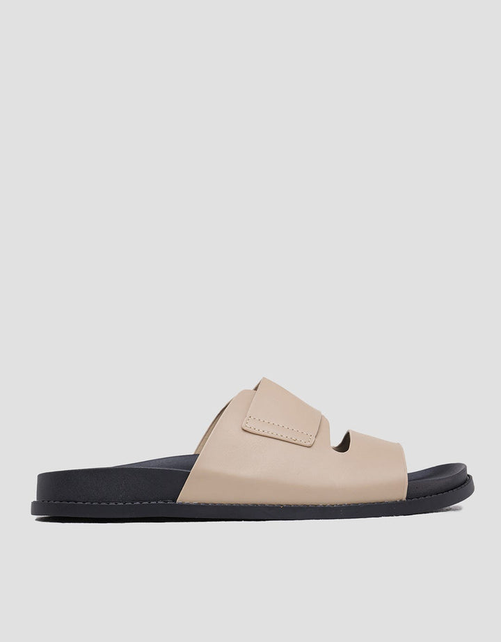 St. Yves Buckle Stitch Women's Slipper Sandals